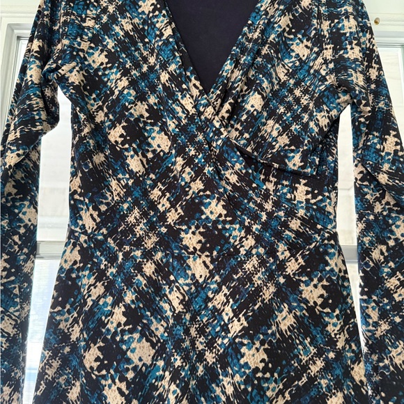 Gilli Elegant Blue and Black Patterned Dress - Picture 2 of 5
